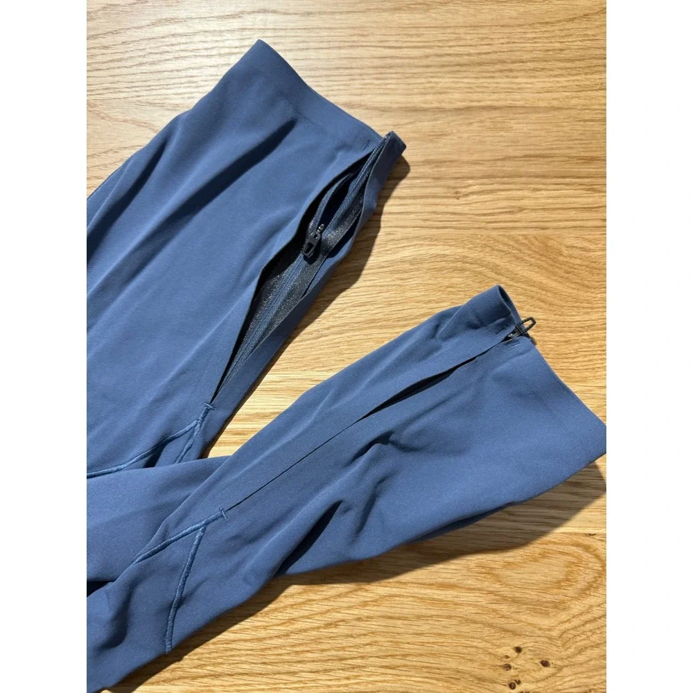 Lululemon Kasta Tight 28